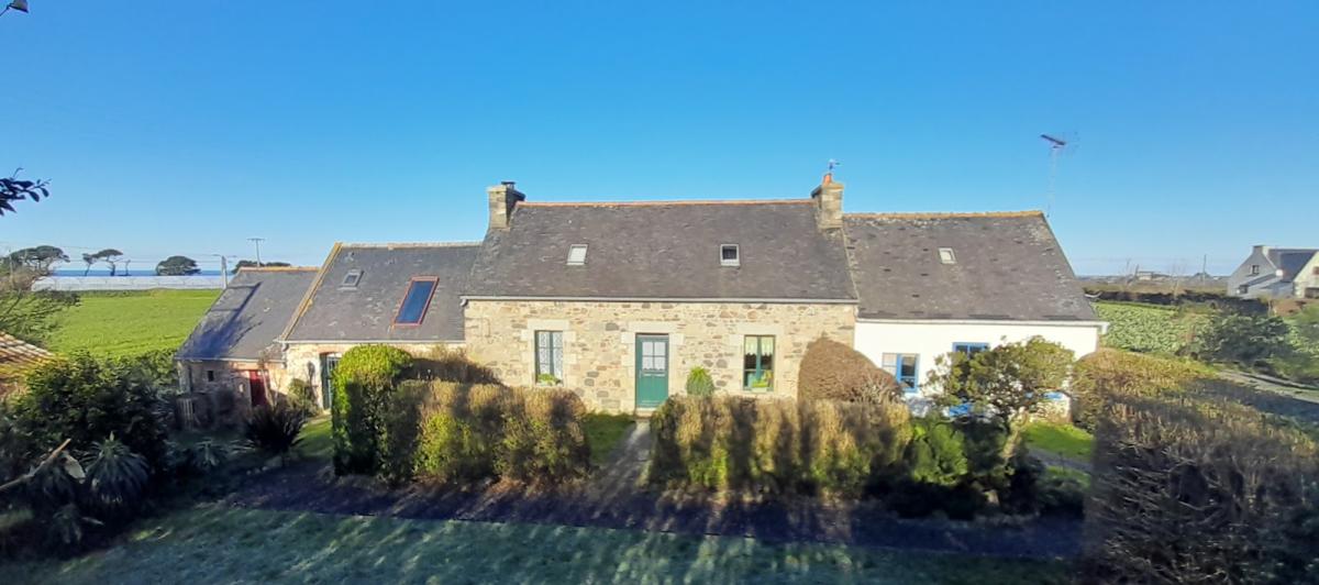 maison à Plougrescant