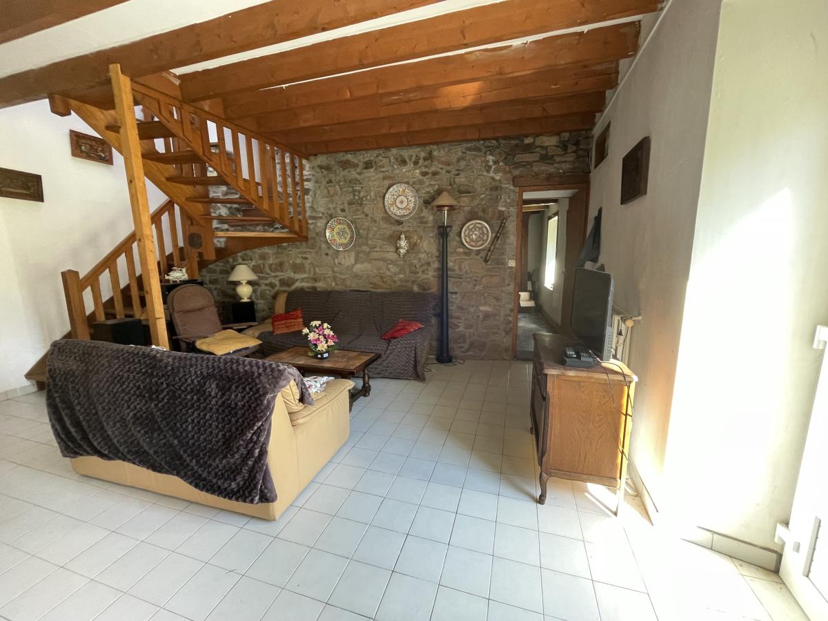 maison à Yvias