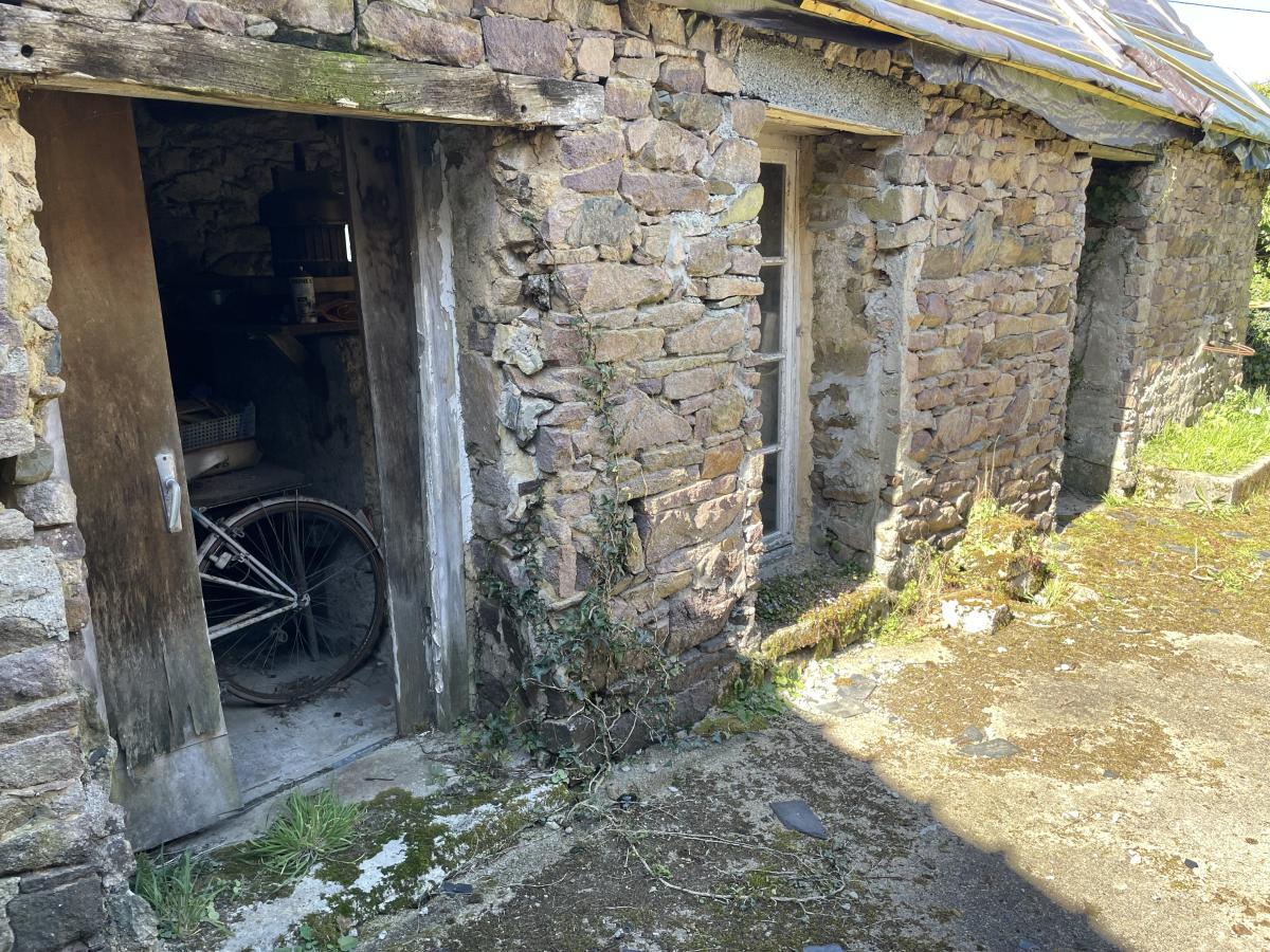 maison à Yvias
