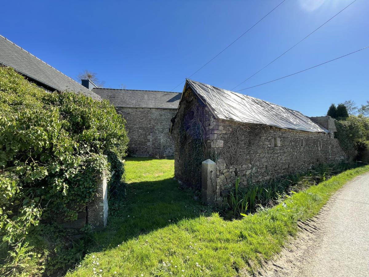 maison à Yvias