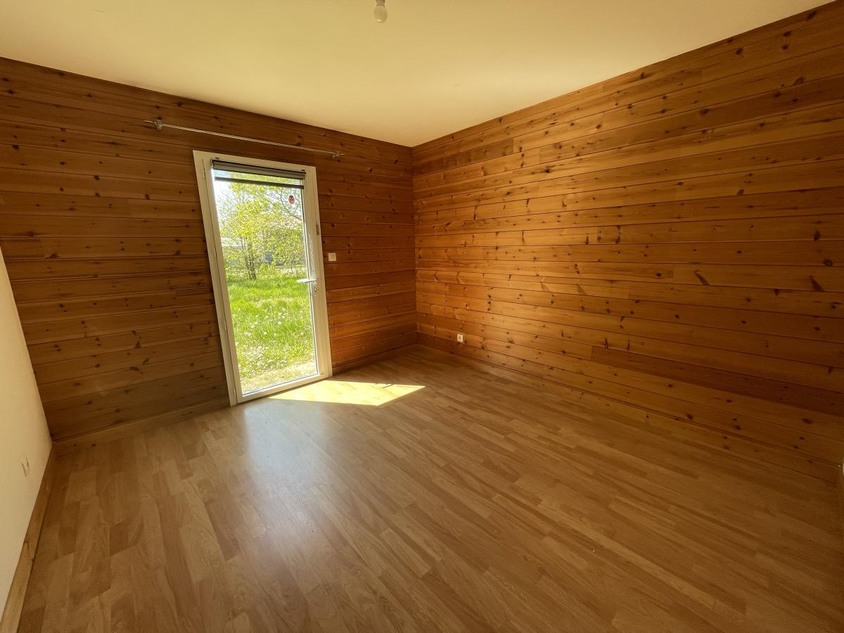 maison à Yvias
