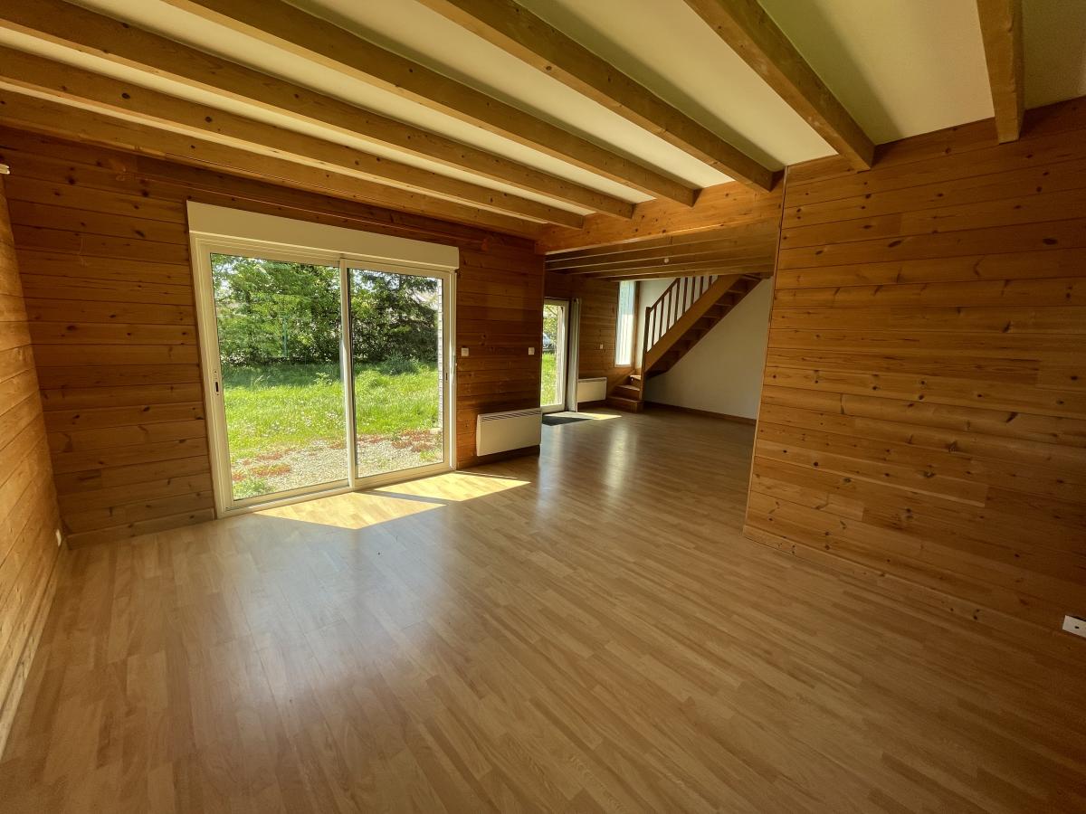 maison à Yvias