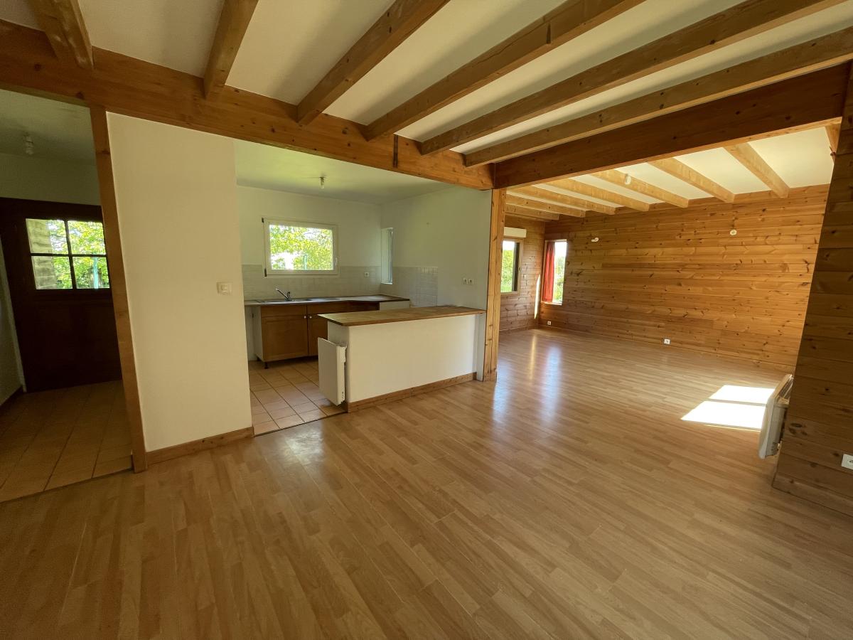 maison à Yvias